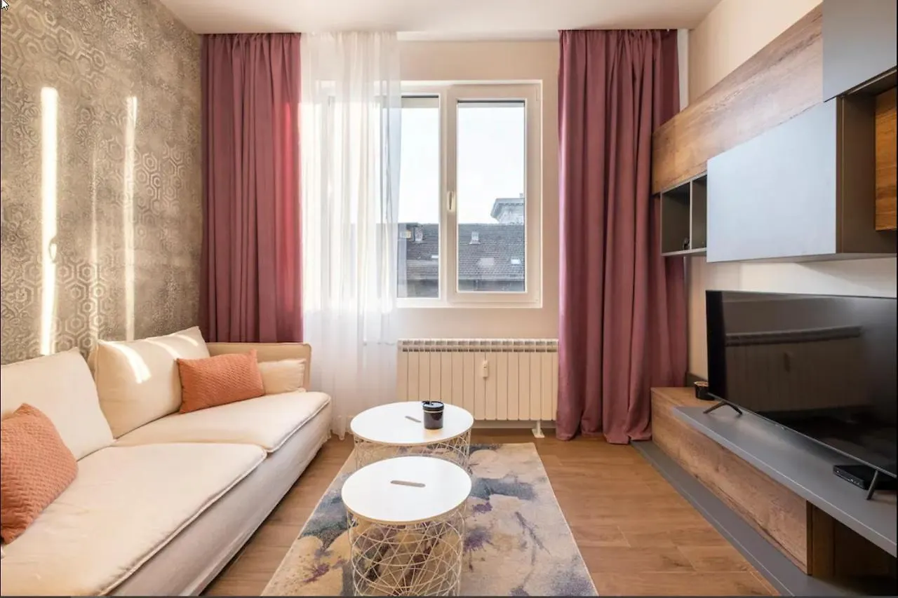 Stylish 1Bdr Central Apartment Sofia